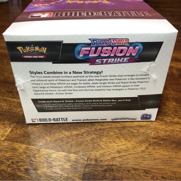 Pokemon Fusion Strike Build & Battle Box - Pink and Purple
